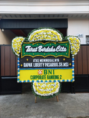 Papan Bunga Duka di Delang