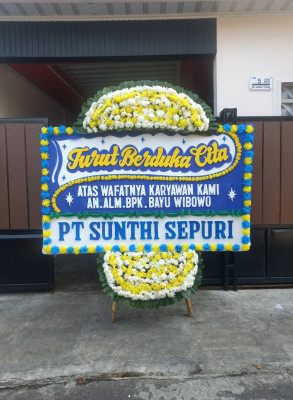 Papan Bunga Duka di Delang
